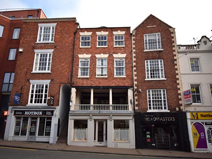 2 Bedroom Flat To Rent In Lower Bridge Street, Chester, Cheshire, CH1
