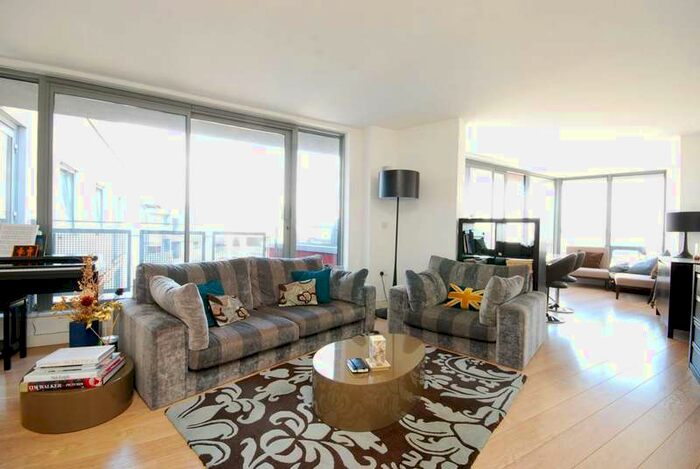 1 Bedroom Flat To Rent In Deals Gateway, Deptford, SE13
