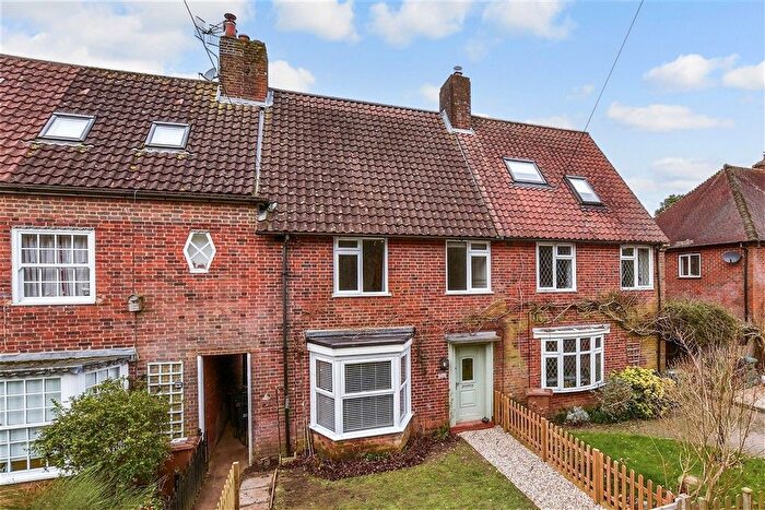3 Bedroom Terraced House For Sale In Walton On The Hill, Walton On The Hill, Tadworth, Surrey, KT20