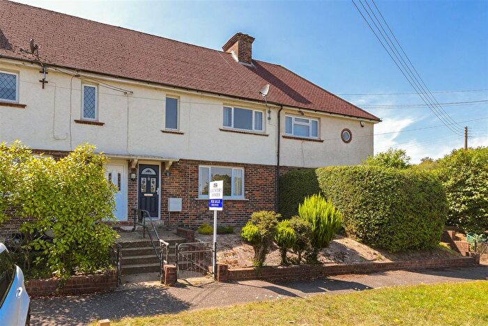 3 Bedroom Terraced House For Sale In Pine View, Platt, TN15
