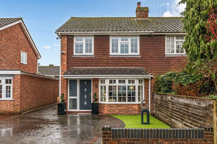 3 Bedroom Semi Detached House For Sale In Whitley Close, Emsworth, PO10