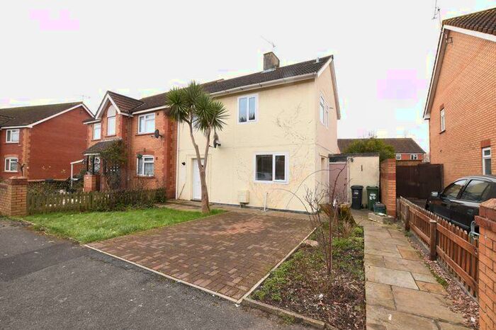 3 Bedroom House To Rent In Hobart Road, Weston-Super-Mare, BS23