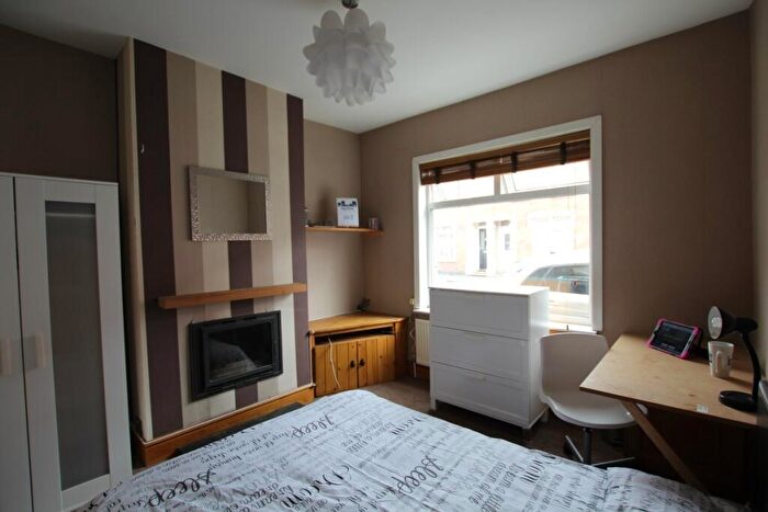 4 Bedroom Terraced House To Rent In Abbey Road, Far Cotton, NN4