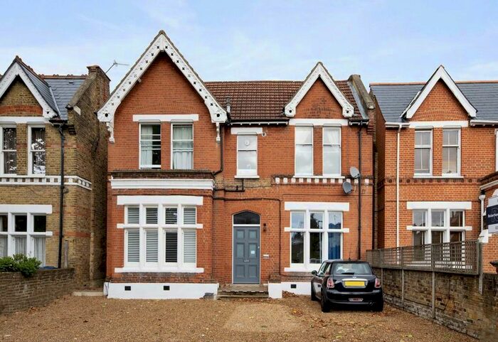 2 Bedroom Flat To Rent In Woodville Road, London, W5