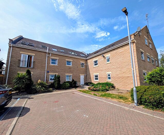 2 Bedroom Flat To Rent In Wentworth Mews, Ackworth, Pontefract, West Yorkshire, WF7