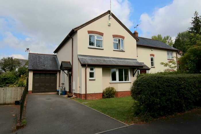 3 Bedroom House To Rent In Millstream Gardens, Halberton, EX16