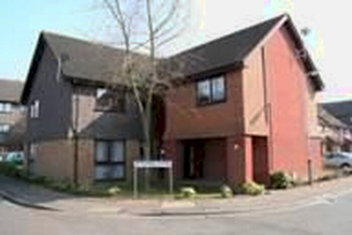 Studio To Rent In Ryeland Close, West Drayton, UB7