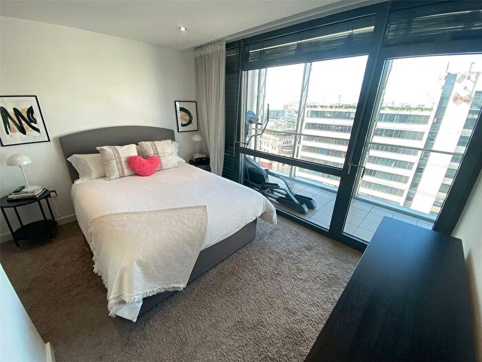 3 Bedroom Flat To Rent In Deansgate, Manchester, Greater Manchester, M3