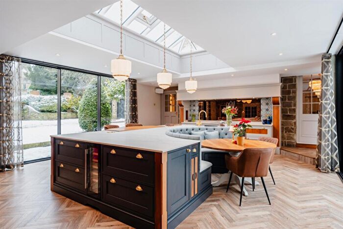 6 Bedroom Detached House For Sale In Main Road, Old Brampton, Chesterfield, S42