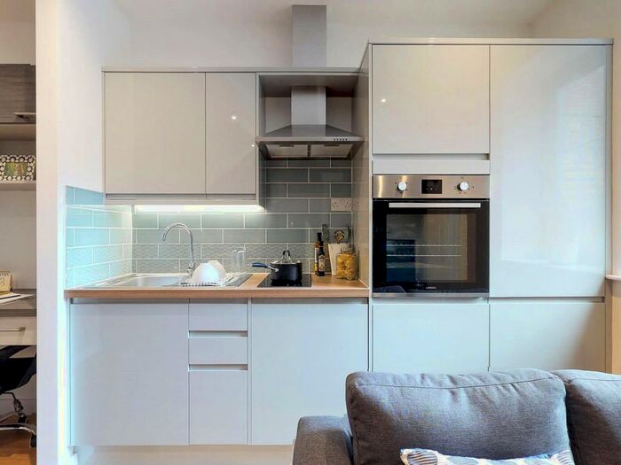 Studio To Rent In St Mary's Road, Sheffield, South Yorkshire, S2