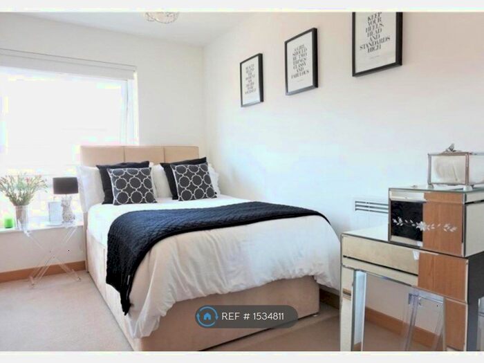 2 Bedroom Flat To Rent In Cherrydown East, Basildon, SS16