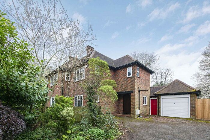 5 Bedroom Detached House To Rent In Woodmansterne Street, Banstead, SM7
