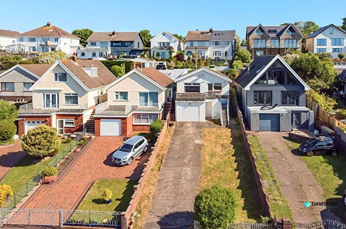 3 Bedroom Detached Bungalow For Sale In Michaels Field, Mumbles, Swansea, SA3