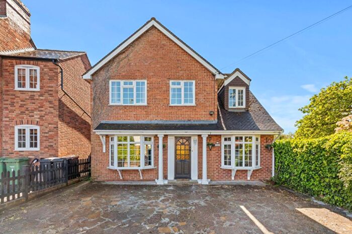 5 Bedroom Detached House For Sale In Oakley Road, Chinnor, OX39