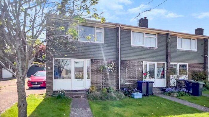 3 Bedroom End Of Terrace House To Rent In Hollows Close, Salisbury, SP2