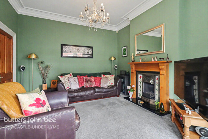 4 Bedroom Town House For Sale In Haydon Street, Stoke-On-Trent, ST4