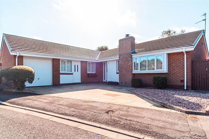 3 Bedroom Detached Bungalow For Sale In Spring Meadow, Clayton-Le-Woods, Leyland, PR25