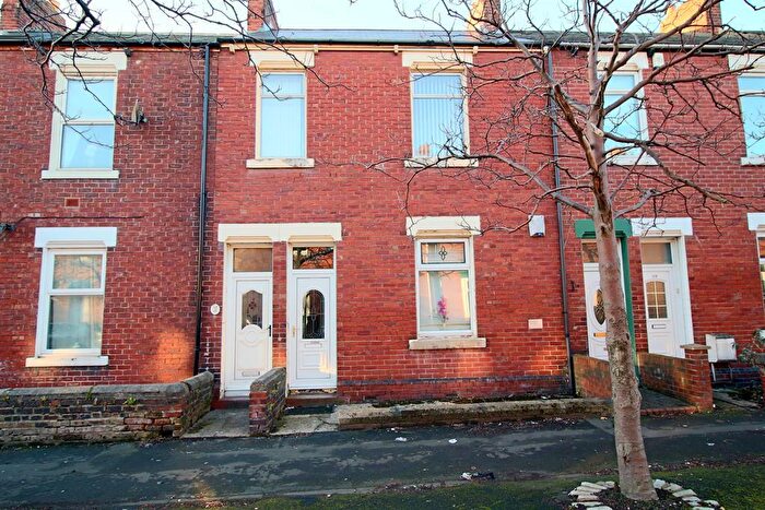 3 Bedroom Flat To Rent In Brandling Street, Sunderland, SR6