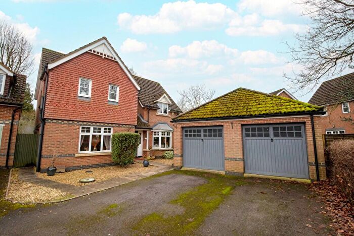 4 Bedroom Detached House For Sale In Bramley, RG26