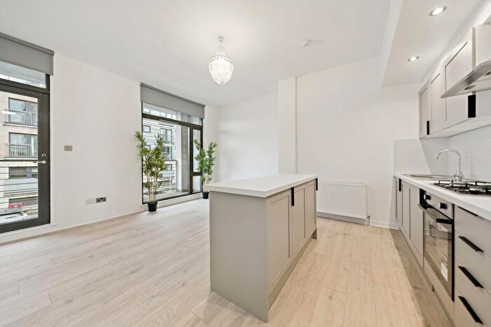 1 Bedroom Flat For Sale In Muirhouse Street, Pollokshields, Glasgow, G41