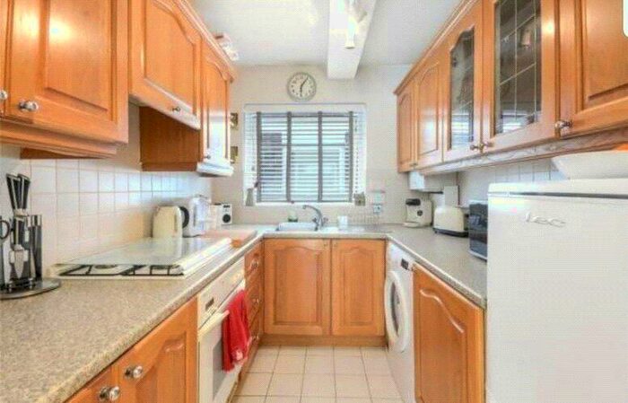2 Bedroom Apartment To Rent In The Laurels, Homefield Road, Bromley, Kent, BR1