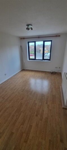 2 Bedroom Flat To Rent In Low Close, Greenhithe, DA9