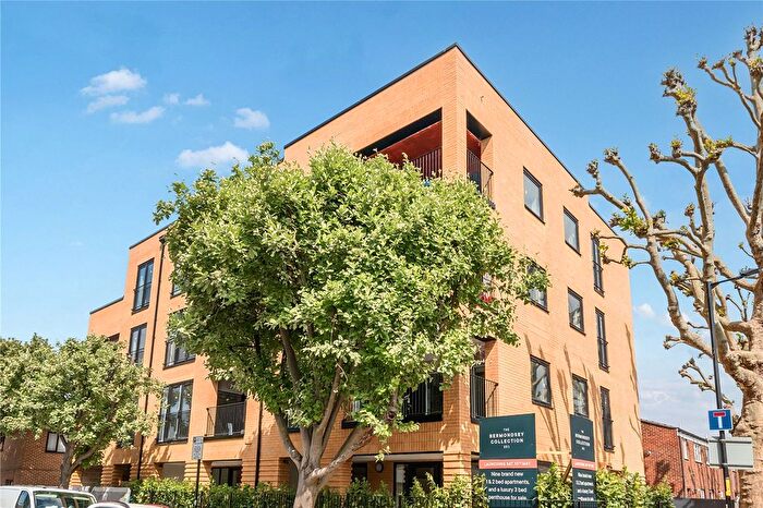 2 Bedroom Flat For Sale In Beatrice Road, London, SE1