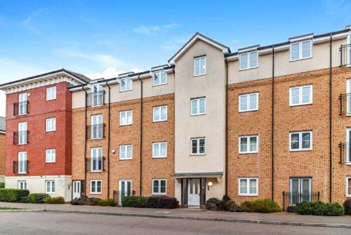 1 Bedroom Flat To Rent In Dodd Road, Watford, Hertfordshire, WD24