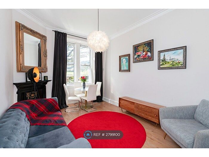 1 Bedroom Flat To Rent In Waverley Park, Edinburgh, EH8