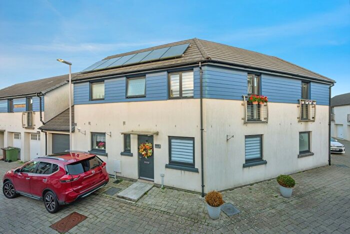 3 Bedroom End Terrace House For Sale In Brinchcombe Mews, Plymouth, Devon, PL9