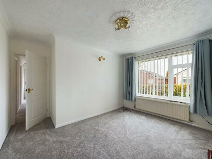 2 Bedroom Detached Bungalow For Sale In Childwall Avenue, Wirral, CH46