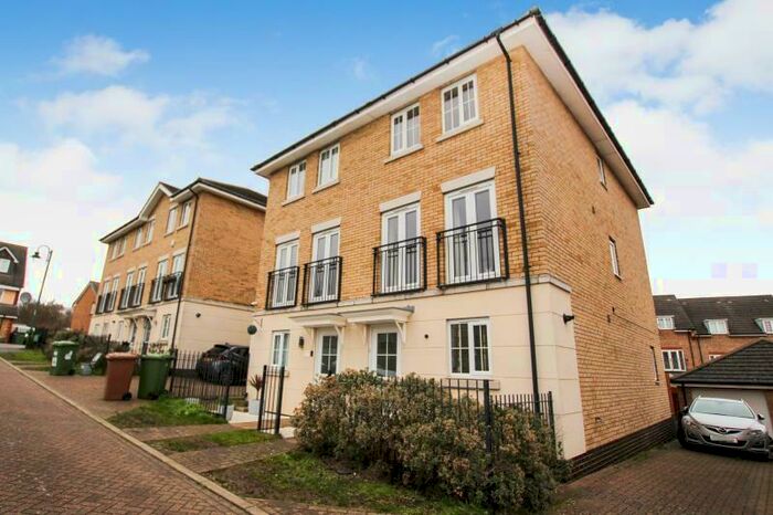 3 Bedroom Town House To Rent In Marius Crescent, Hampton Hargate, Peterborough, PE7