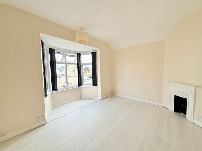 1 Bedroom Flat To Rent In Dene Road, Headington, OX3