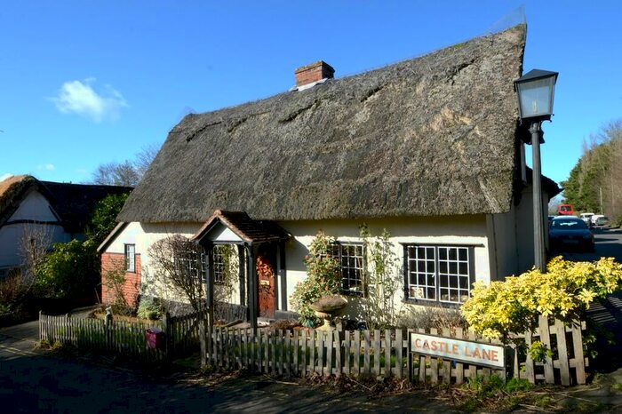 4 Bedroom Cottage To Rent In Castle Hedingham, Halstead, CO9