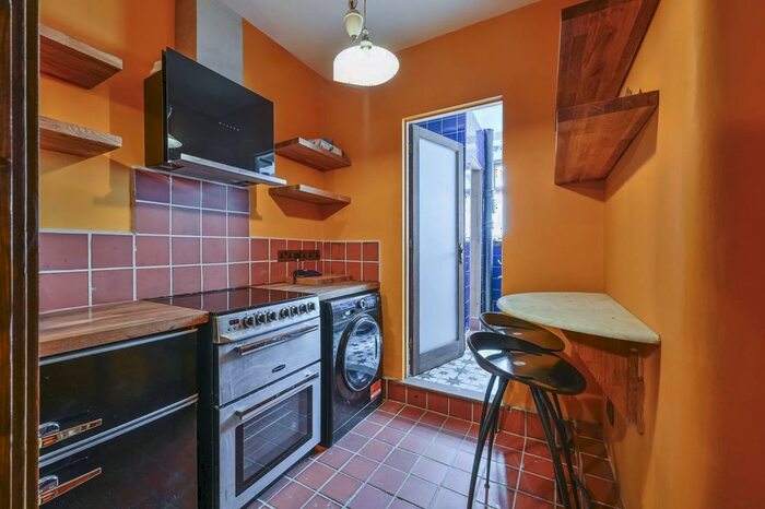 1 Bedroom Flat To Rent In Knolleys House, Bloomsbury, London, WC1H