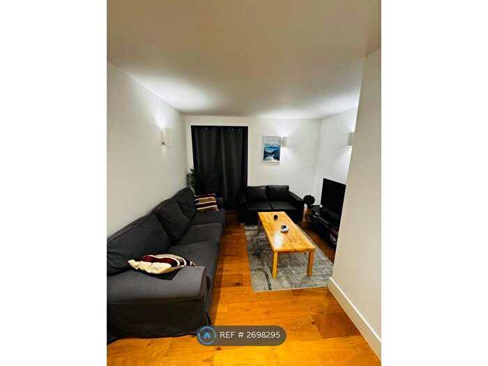 1 Bedroom Flat To Rent In London, London, E1