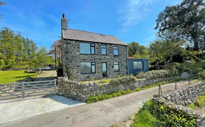 4 Bedroom Detached House For Sale In Groeslon, Caernarfon, Gwynedd, LL54
