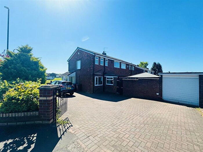 3 Bedroom Property For Sale In Lambton Lea, Shiney Row, Houghton Le Spring, DH4