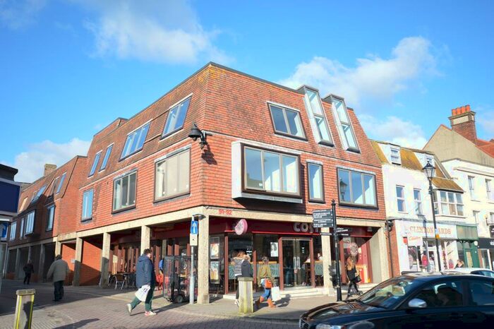 1 Bedroom Flat To Rent In Aqua House, New Street, Lymington, SO41