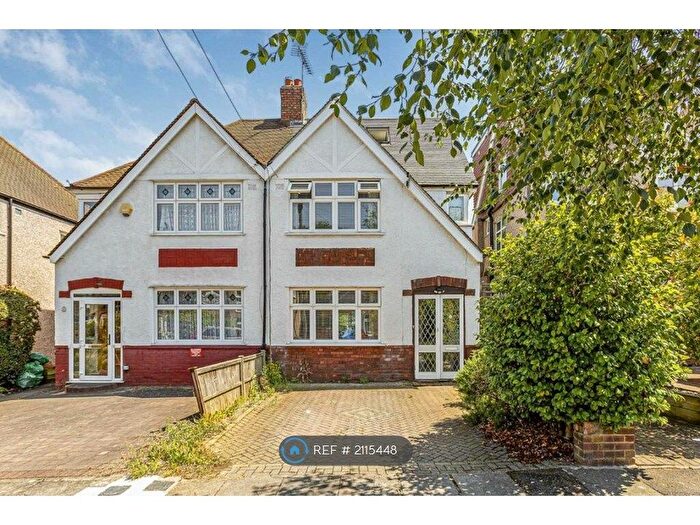 5 Bedroom Semi-Detached House To Rent In Rydal Gardens, Whitton, TW3