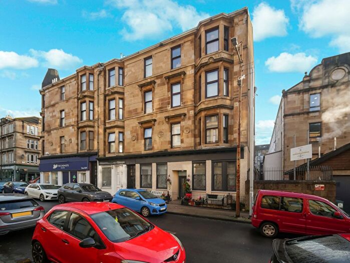 3 Bedroom Flat For Sale In Whitevale Street, Glasgow, G31
