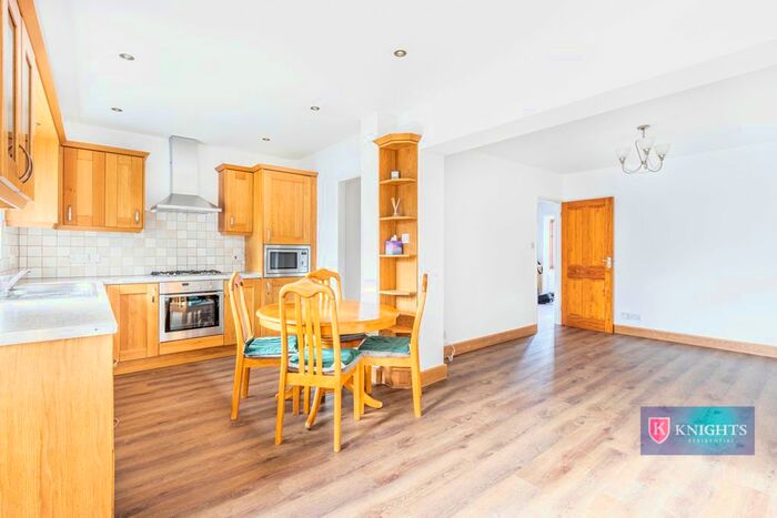 3 Bedroom End Of Terrace House To Rent In Charlton Road, London, N9