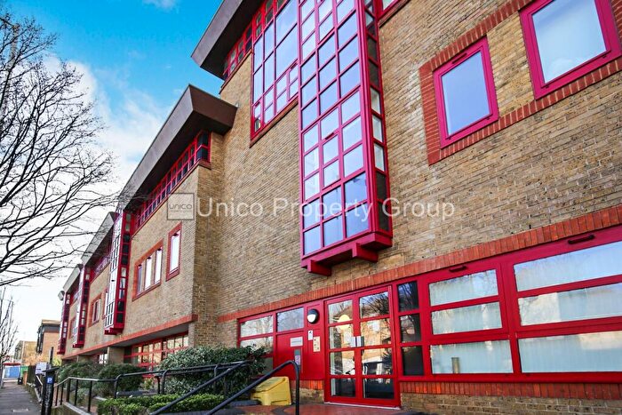 1 Bedroom Apartment To Rent In Dalwood House, London Road, Romford, RM7