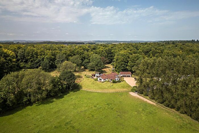 5 Bedroom Detached House For Sale In Oakley Road, North Waltham, Basingstoke, RG25