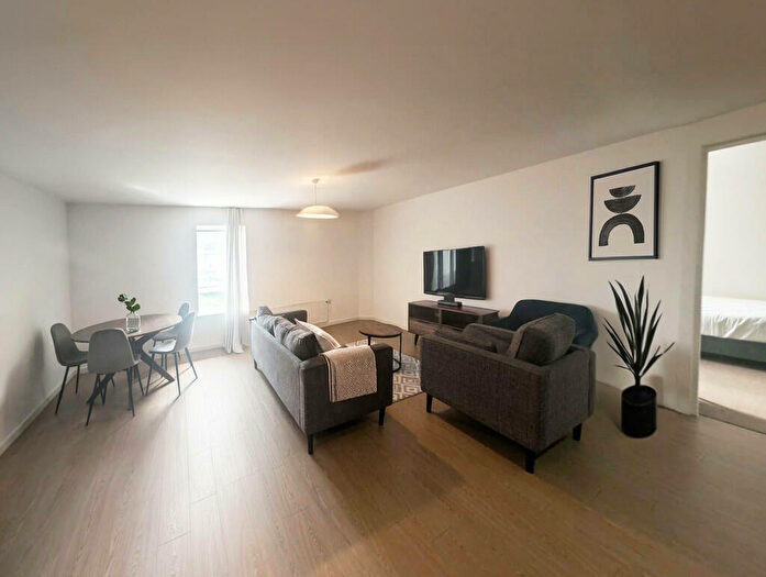 2 Bedroom Flat To Rent In Croydon, CR0