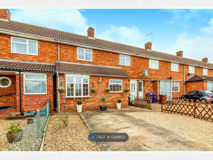 3 Bedroom Terraced House To Rent In Stoneley, Letchworth Garden City, SG6