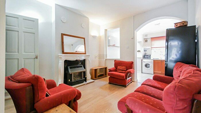 3 Bedroom Terraced House To Rent In Lottie Road, Selly Oak, Birmingham, B29