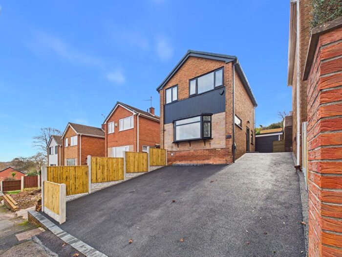 3 Bedroom Detached House For Sale In County Road, Gedling, Nottingham, NG4