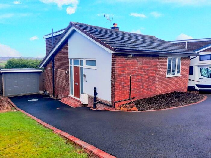 3 Bedroom House To Rent In Dalebrook Road, Burton-On-Trent, DE15