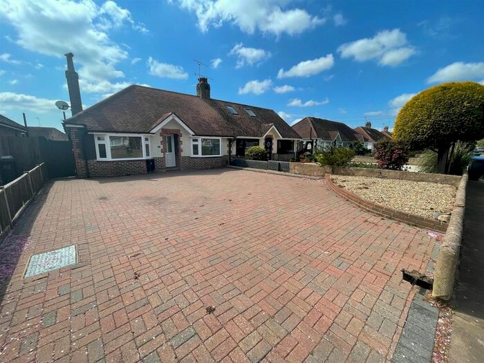 3 Bedroom Semi-Detached Bungalow To Rent In Sunningdale Road, Worthing, BN13